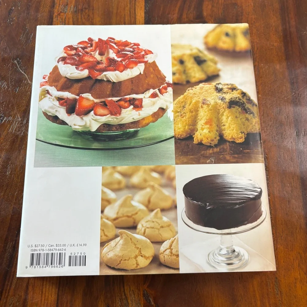 CakeLove How to Bake Cakes from Scratch Warren Brown Hardcover Cookbook 2008